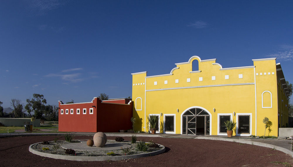 ホテル Teoticamp San Juan Teotihuacán エクステリア 写真