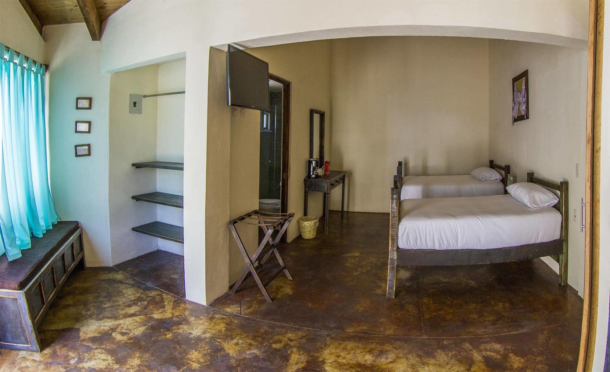 ホテル Teoticamp San Juan Teotihuacán エクステリア 写真