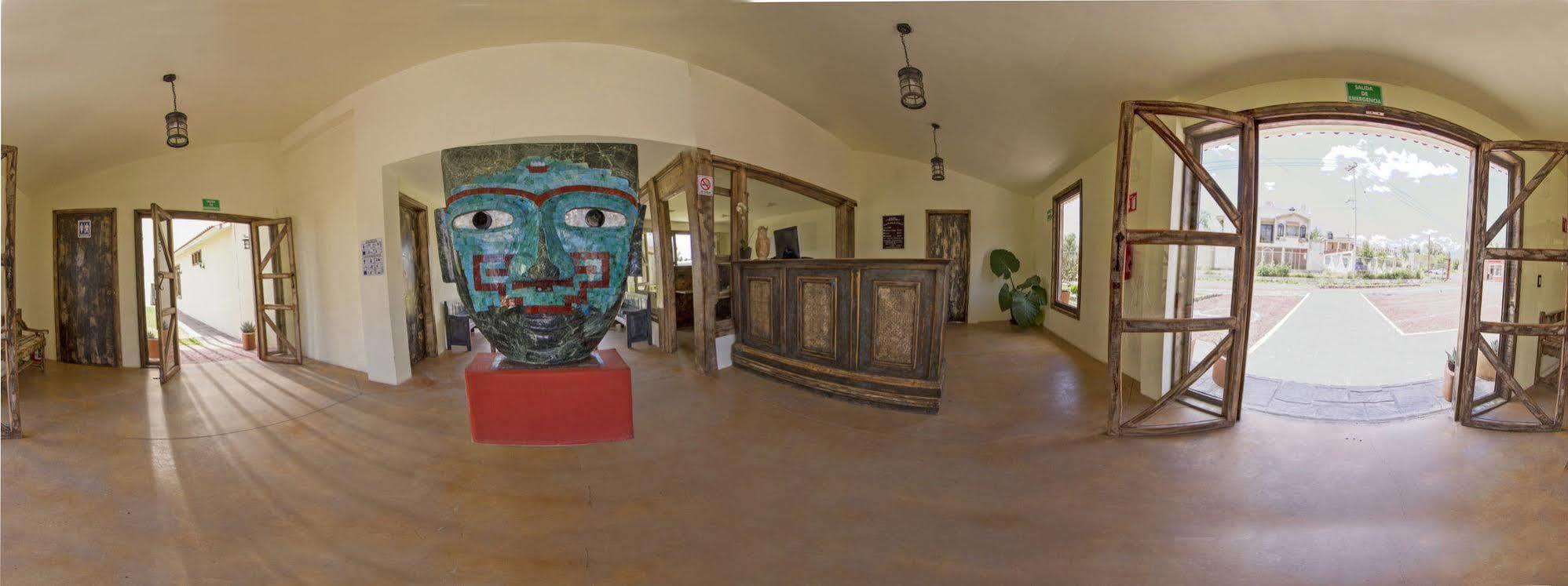 ホテル Teoticamp San Juan Teotihuacán エクステリア 写真